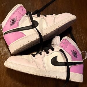 Youth High-Top Sneakers 2Y barely worn